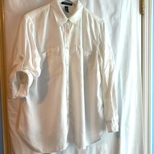 Lauren, white linen, women’s 1X shirt
